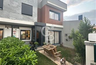 MENDERES CÜNEYTBEY'DE KİRALIK TRİBLEX VİLLA