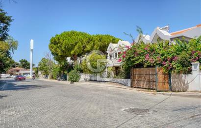 MUSELAND- ÇEŞME ILICA'DA SATILIK VİLLA