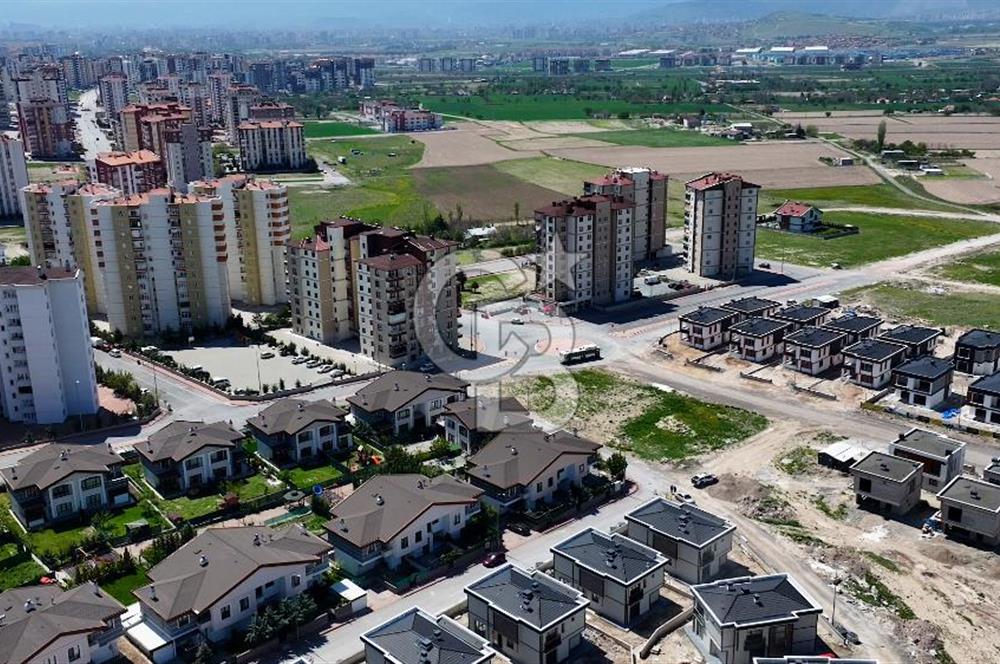 CB Zenith | ERKİLET ERTUĞRUL GAZİDE 7+1 SATILIK VİLLA