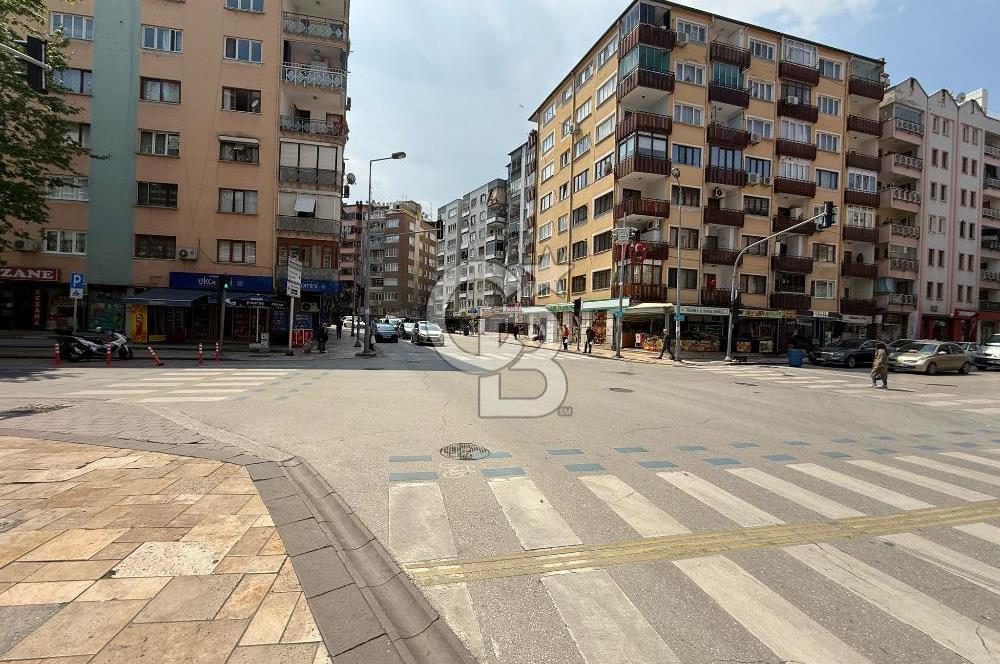 Saltak Caddesinde İşlek Noktada Devren Kiralık Dükkan