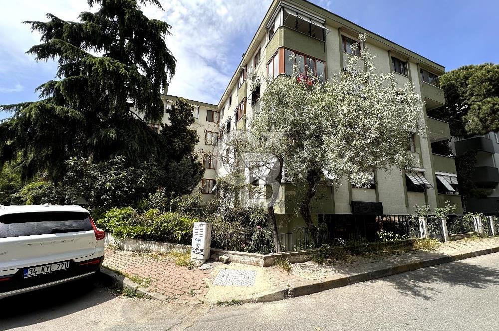 ACIBADEM CADDESİNE PARALEL SOKAKTA SATILIK DÜKKAN
