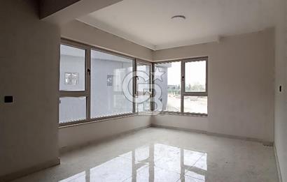 Geniş Peyzaj ve Sosyal Donatılı Site İçinde Satılık 4+1 Daire