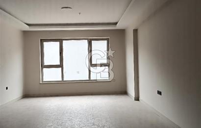 Geniş Peyzaj ve Sosyal Donatılı Site İçinde Satılık 4+1 Daire