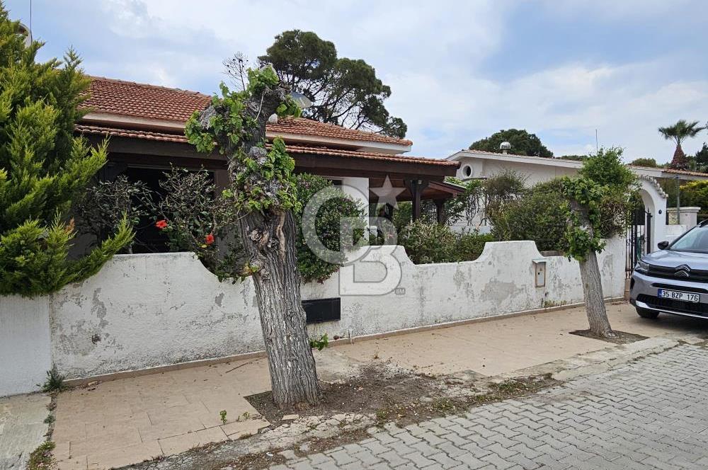 Çesme santiye plaj evlerınde 3+1  140 m2 net ikiz villa