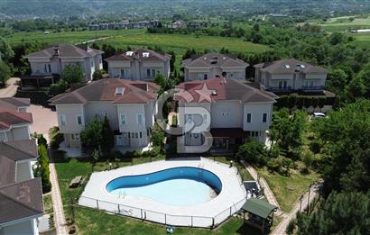 Doğayla İç İçe, Şehre YakınÇelik Konstrüksiyon Müstakil Bahçeli