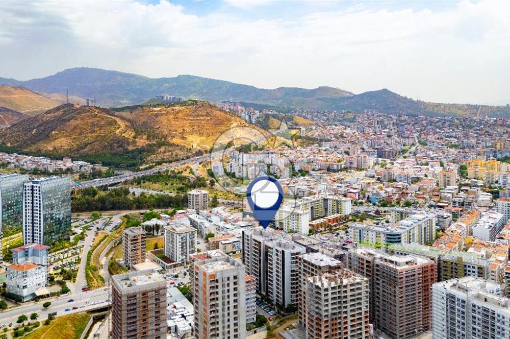 Karşıyaka Folkart Yaka Evlerin'de 35 M2 Kiralık Dükkan