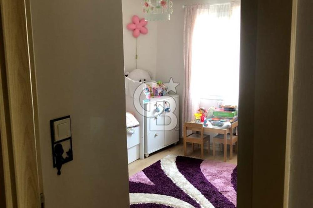 BORNOVA GEDİZ CADDESİNDE 3+1