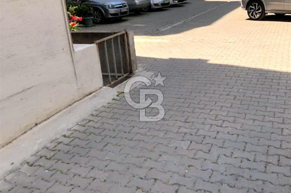 BORNOVA GEDİZ CADDESİNDE 3+1