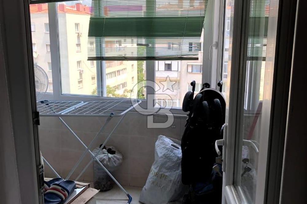 BORNOVA GEDİZ CADDESİNDE 3+1