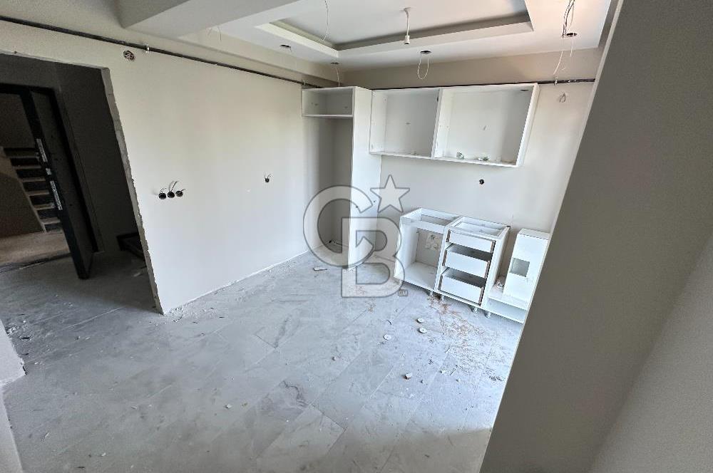 CB AKADEMİ KARTEPE ATAEVLER DE GENİŞ TERASLI 3+1 DUBLEKS DAİRE