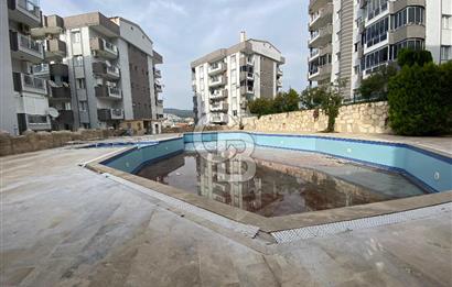 KUŞADASI İKİÇEŞMELİK'TE 3+1 TERASLI DENİZ MANZARALI ÇATI DUBLEKSİ