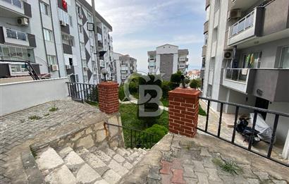 KUŞADASI İKİÇEŞMELİK'TE 3+1 TERASLI DENİZ MANZARALI ÇATI DUBLEKSİ
