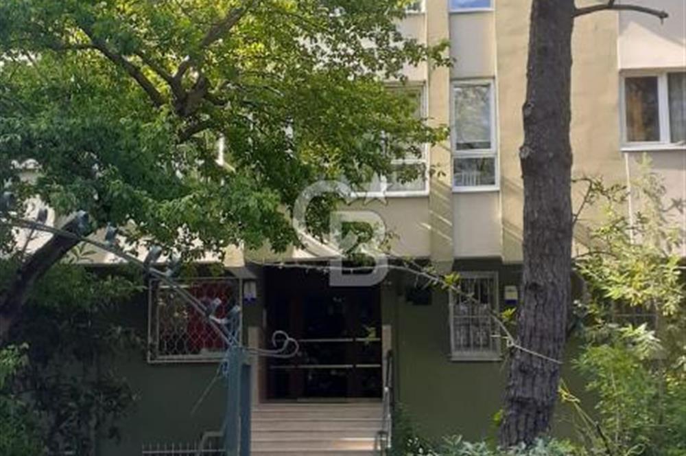 Zeytinoğlu Caddesi'nde Prestijli Konumda Geniş ve Ferah Daire!