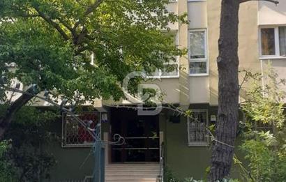 Zeytinoğlu Caddesi'nde Prestijli Konumda Geniş ve Ferah Daire!