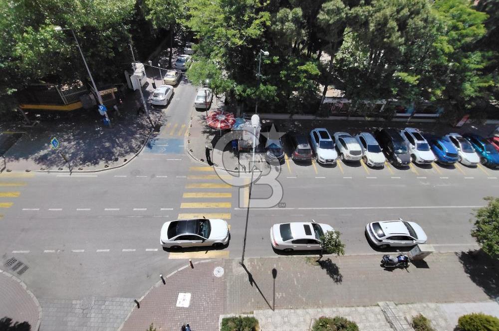 İZMİR ALSANCAK'DA BULVAR ÜZERİNDE 4+1 KİRALIK DAİRE
