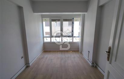 İZMİR ALSANCAK'DA BULVAR ÜZERİNDE 4+1 KİRALIK DAİRE