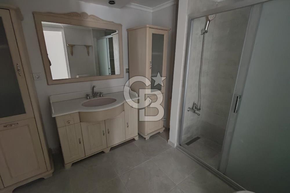 İZMİR ALSANCAK'DA BULVAR ÜZERİNDE 4+1 KİRALIK DAİRE