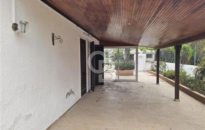 Çesme santiye plaj evlerınde 3+1  140 m2 net ikiz villa