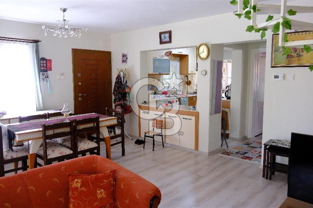 Urla Güvendik Mahallesi'nde Satılık 3+1 Dubleks Villa - Bahçeli