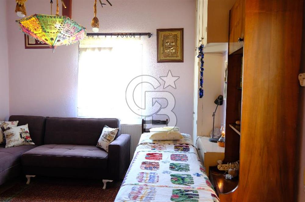 Urla Güvendik Mahallesi'nde Satılık 3+1 Dubleks Villa - Bahçeli