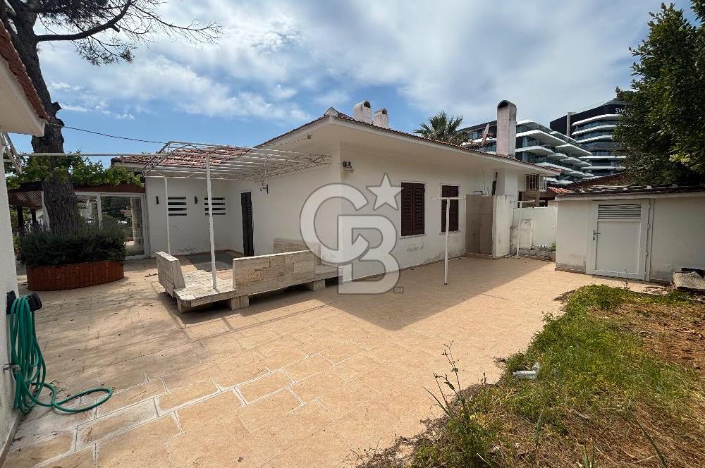 Çesme santiye plaj evlerınde 3+1  140 m2 net ikiz villa