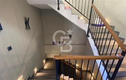 Çiğli Aydınlıkevler  Mah. 4+1 Havuzlu Villa 