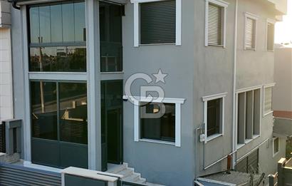 Çiğli Aydınlıkevler  Mah. 4+1 Havuzlu Villa 
