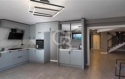 Çiğli Aydınlıkevler  Mah. 4+1 Havuzlu Villa 