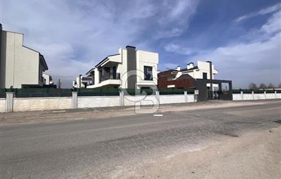 CB CITY' DEN ZİNCİRLİKUYU MAH KİRALIK 4+1 VİLLA