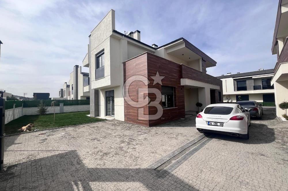 CB CITY' DEN ZİNCİRLİKUYU MAH KİRALIK 4+1 VİLLA