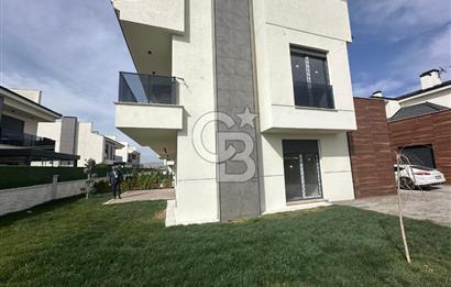 CB CITY' DEN ZİNCİRLİKUYU MAH KİRALIK 4+1 VİLLA