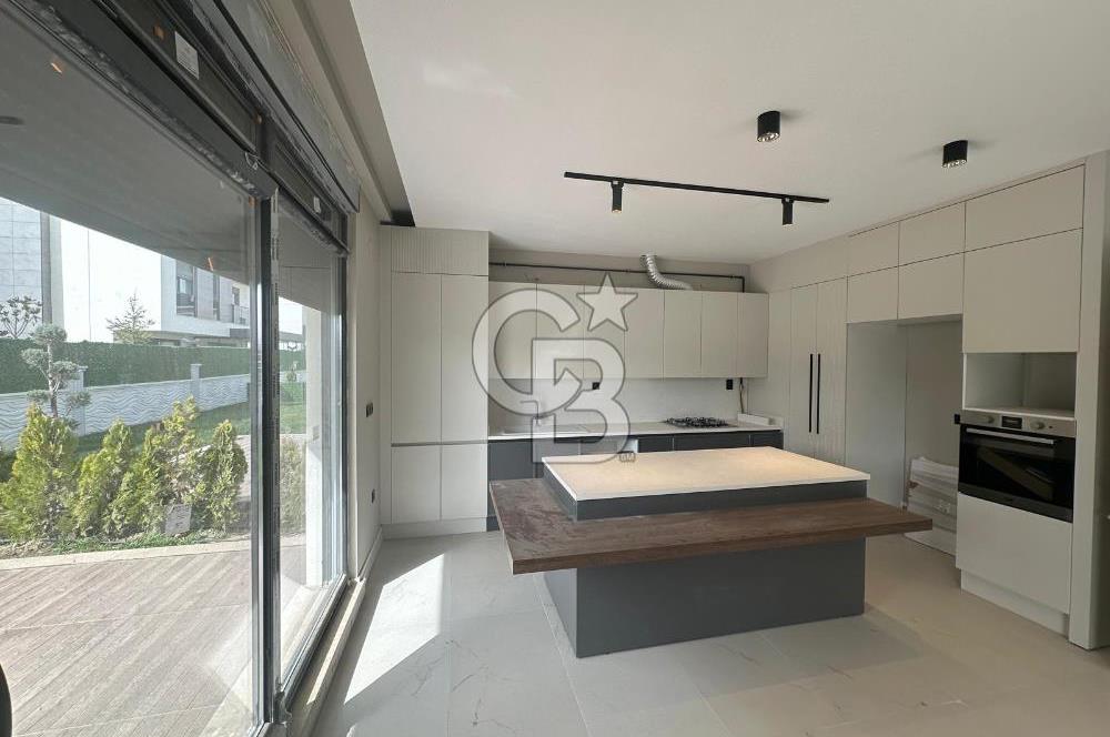 CB CITY' DEN ZİNCİRLİKUYU MAH KİRALIK 4+1 VİLLA