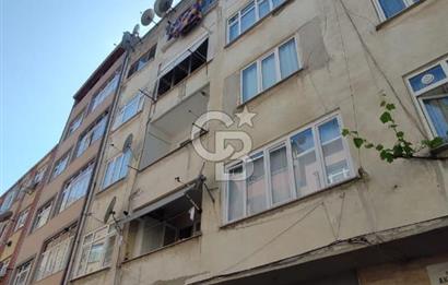 EDİRNE ASFALTINA YAKIN TERASLI TADİLATLI MASRAFSIZ 3+1 ÇATI KATI