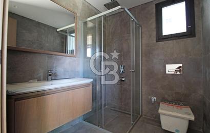 Güzelbahçe Yelki Mi'Marin Elal Gardenia 33 Sitesinde Özel Havuzlu Kiralık 5+1 Villa