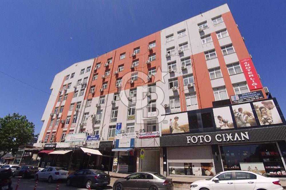 İzmir Çiğli Anadolu Cad. Muhteşem Konumlu Kiralık 28 m² Dükkan