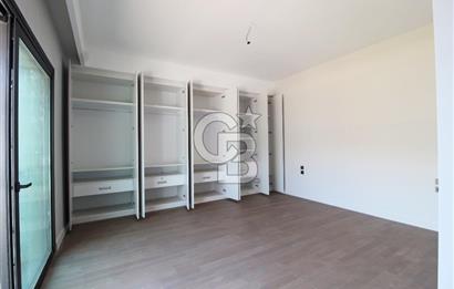 Güzelbahçe Yelki Mi'Marin Elal Gardenia 33 Sitesinde Özel Havuzlu Kiralık 5+1 Villa