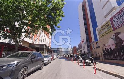 İzmir Çiğli Anadolu Cad. Muhteşem Konumlu Kiralık 28 m² Dükkan