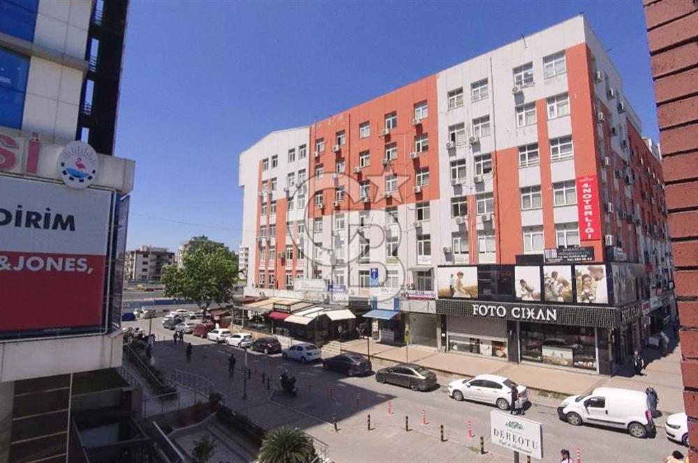 İzmir Çiğli Anadolu Cad. Muhteşem Konumlu Kiralık 28 m² Dükkan