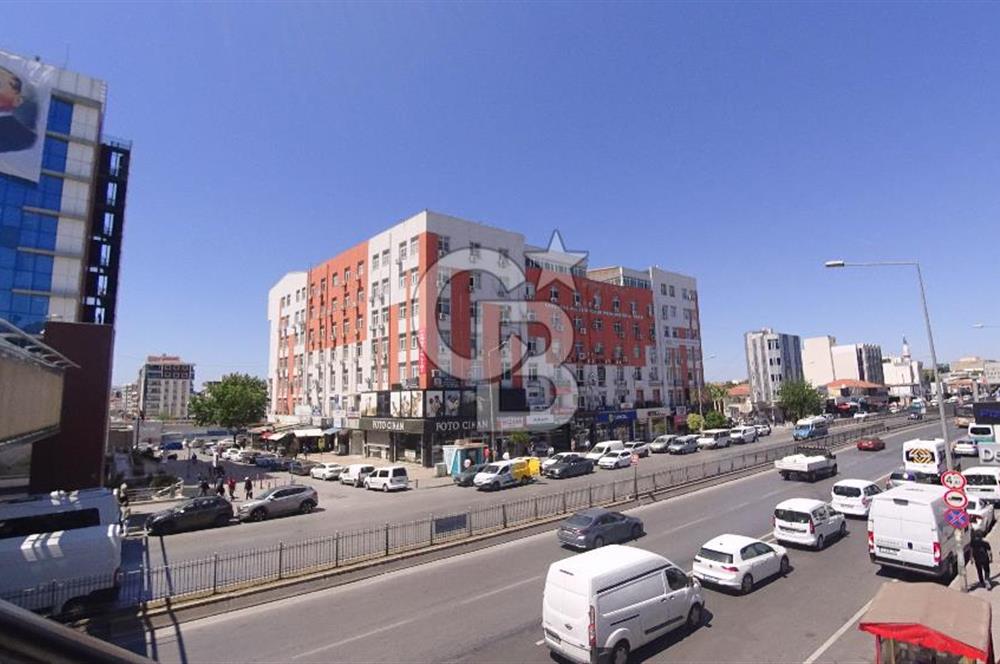 İzmir Çiğli Anadolu Cad. Muhteşem Konumlu Kiralık 28 m² Dükkan
