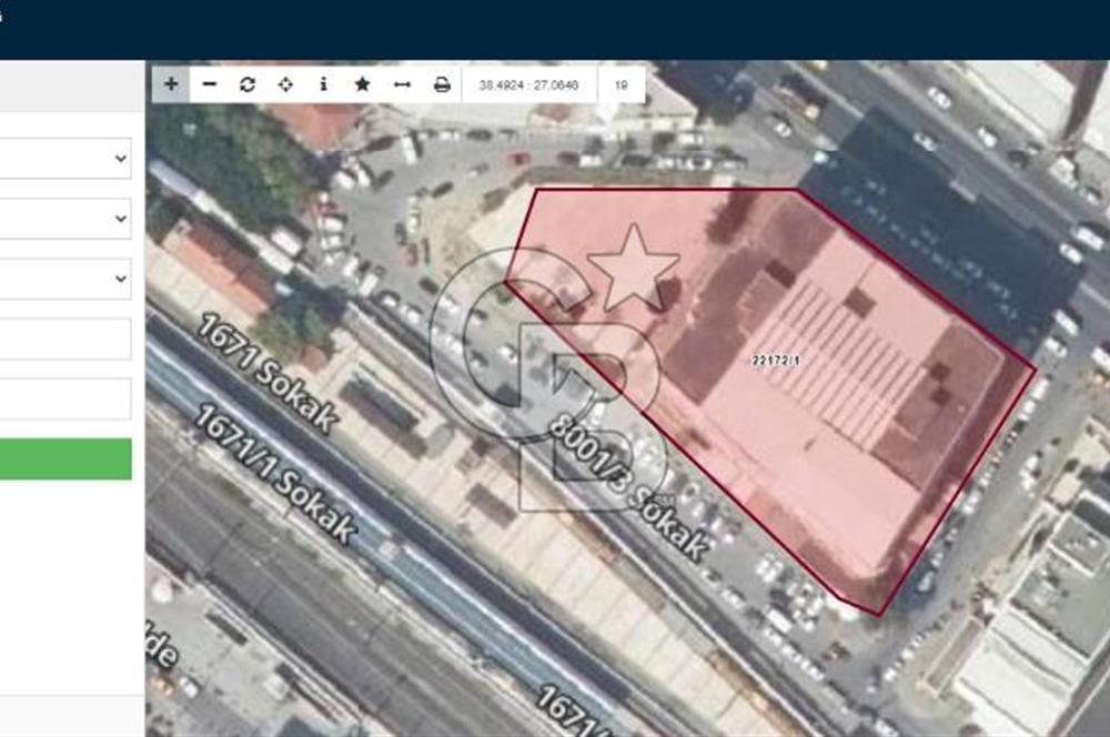 İzmir Çiğli Anadolu Cad. Muhteşem Konumlu Kiralık 28 m² Dükkan