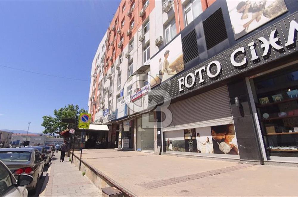 İzmir Çiğli Anadolu Cad. Muhteşem Konumlu Kiralık 28 m² Dükkan