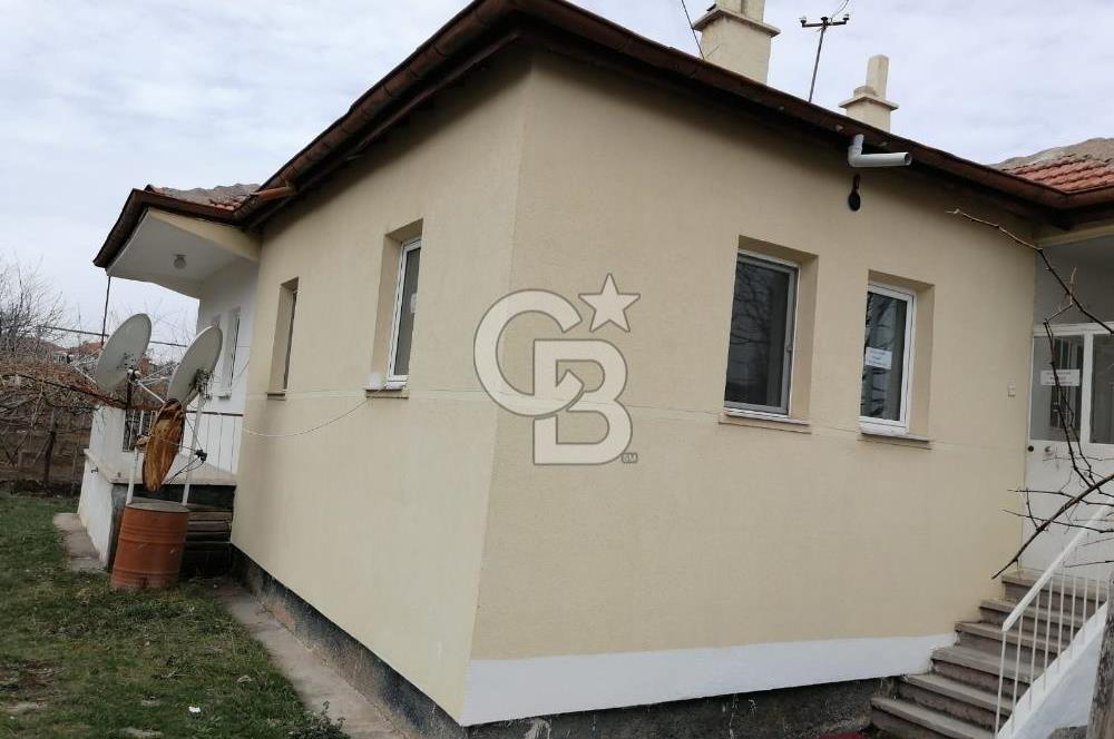 HACIBEKTAŞ MERKEZ'DE GENİŞ BAHÇELİ 2 KATLI MÜSTAKİL EV(2 DAİRE)