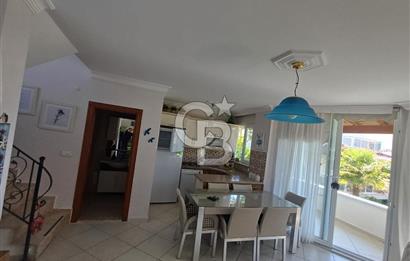 ÇanakkaleAyvacık Mıhlı'da Denize Sıfır Havuzlu Tripleks Villa