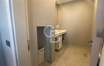 Çiğli Aydınlıkevler  Mah. 4+1 Havuzlu Villa 