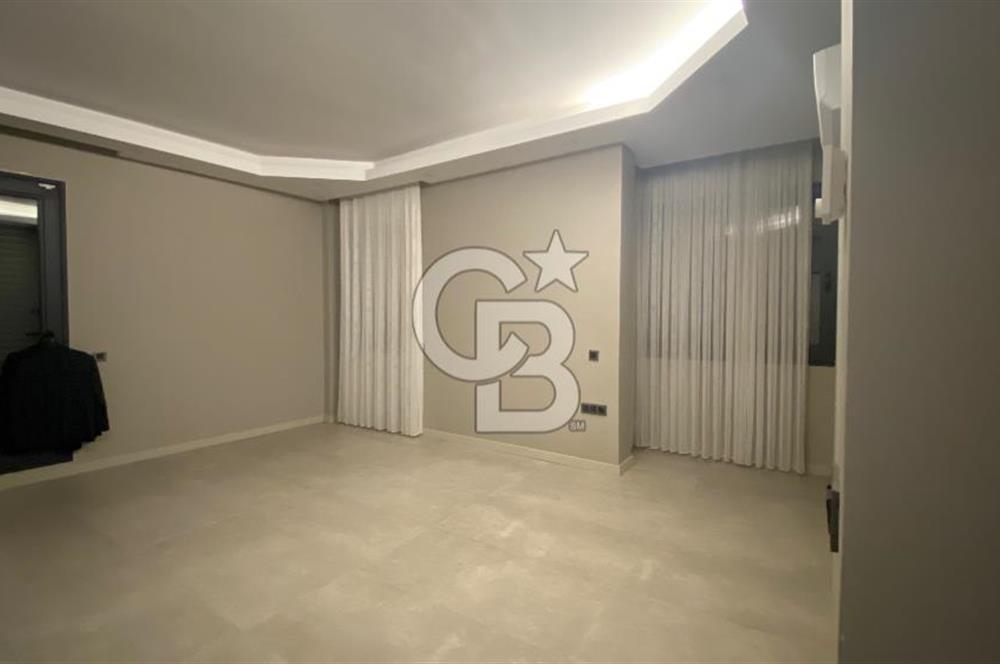 Çiğli Aydınlıkevler  Mah. 4+1 Havuzlu Villa 