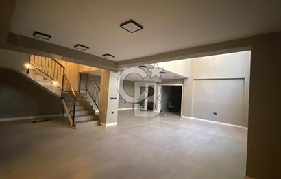 Çiğli Aydınlıkevler  Mah. 4+1 Havuzlu Villa 