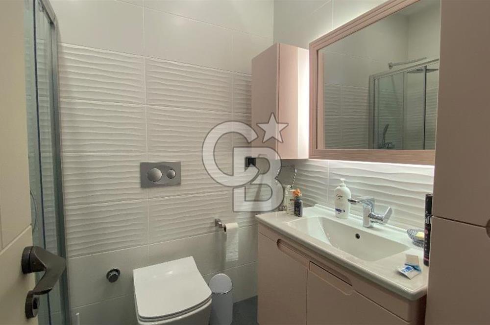 Çiğli Aydınlıkevler  Mah. 4+1 Havuzlu Villa 