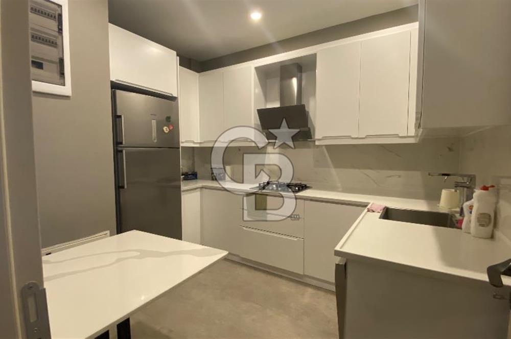 Çiğli Aydınlıkevler  Mah. 4+1 Havuzlu Villa 