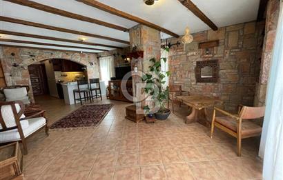 Yzlık Kiralık 1+1 Havuzlu Full Manzaralı Taş Ev 