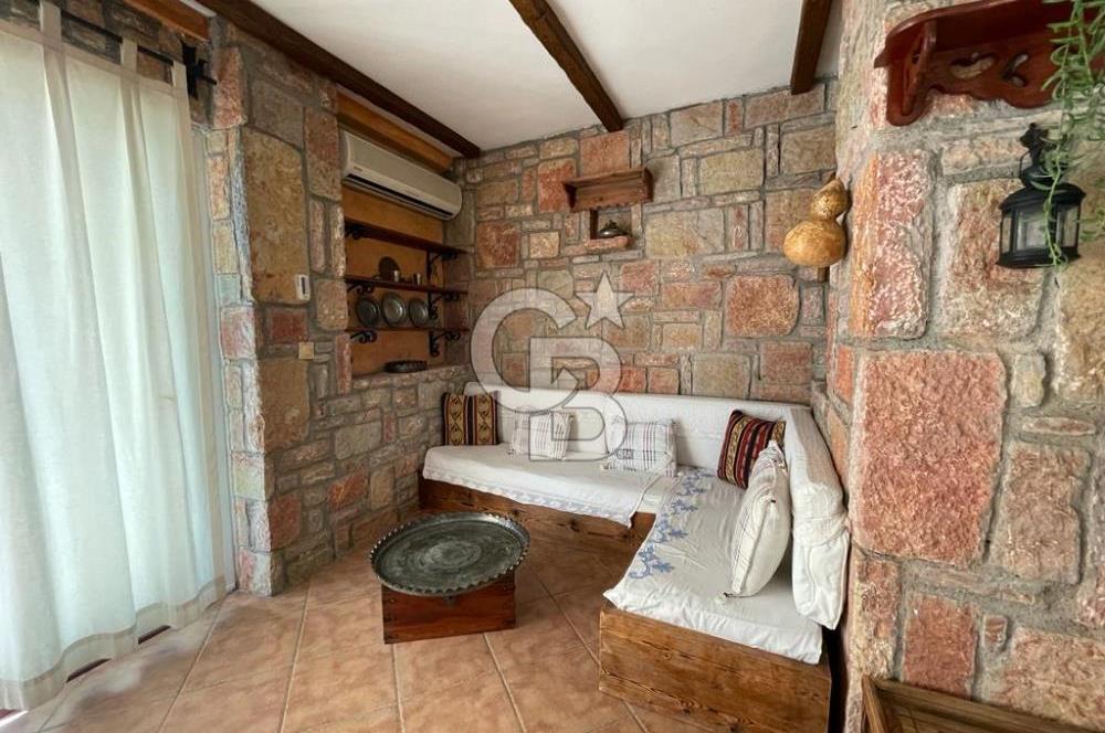 Yzlık Kiralık 1+1 Havuzlu Full Manzaralı Taş Ev 